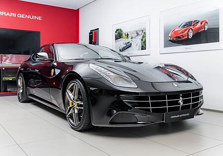 Ferrari FF 6,3 V12 4x4