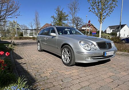 Mercedes-Benz E 320 CDI T AVANTGARDE sparsam/Langstrecke