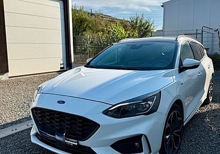 Ford Focus 1,5 EcoBoost 110kW ST-Line Turnier Aut...