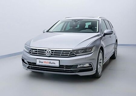 VW Passat Variant Volkswagen 2.0 TDI SCR 140kW DSG Highlin...