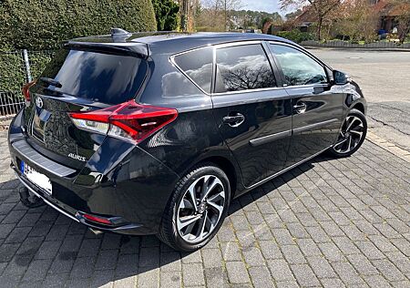 Toyota Auris Top gepflegter S-Line