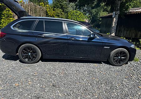 BMW 530d Touring Xdrive Top