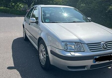 VW Bora Volkswagen 2.0 Edition Edition