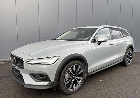 Volvo V60 CC V60 Cross Country B5 AWD 360° ACC BLIS HEAT IDIS