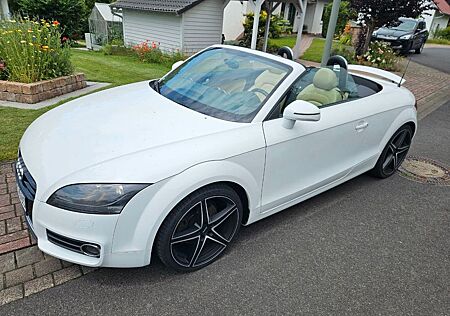 Audi TT Roadster 2.0 TFSI S tronic -