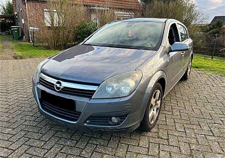 Opel Astra 1.3 CDTI Sehr sparsam HU/AU 08/2026
