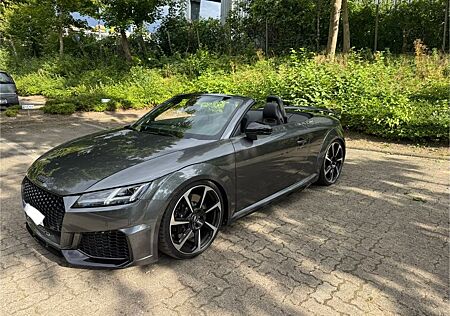 Audi TT RS 2.5 TFSI S tronic quattro Roadster -