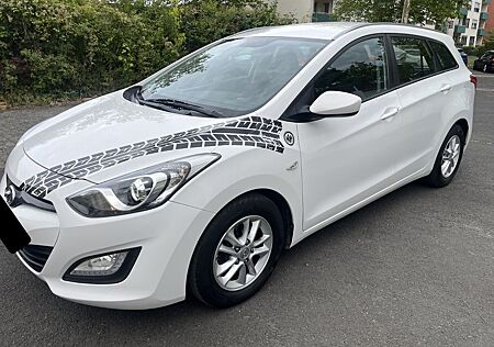 Hyundai i30 CW 1.6 CRDi 81kW Style Style
