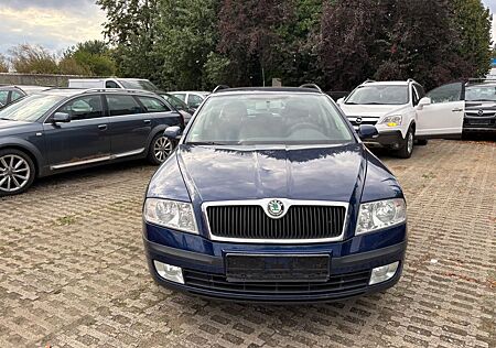 Skoda Octavia Combi Ambiente 1.6*PDC*SHZ*AHK*