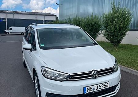 VW Touran Volkswagen 1.6 TDI SCR DSG Comfortline Comfortline