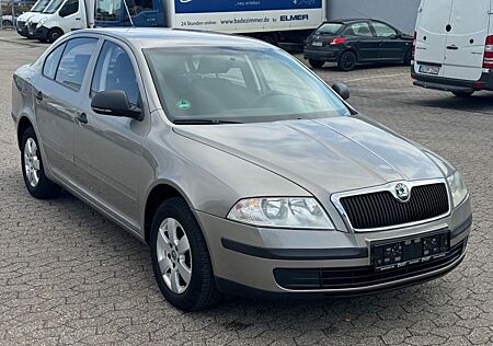 Skoda Octavia 1.6 MPI aus 1.Hand - Euro 5 - TÜV+ÖL NEU