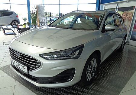Ford Focus Titanium Winterpak/Klimaaut/Kamera/5J.Gara