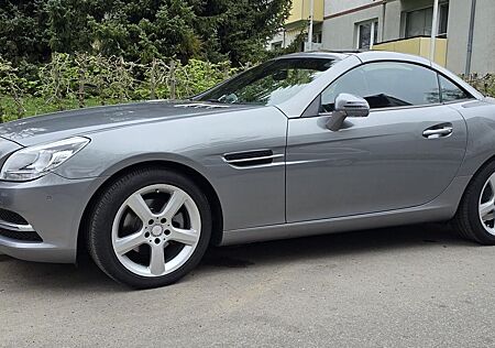 Mercedes-Benz SLK 200 -Aut., 8fach Alu, Pano, Airscarf