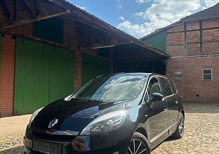 Renault Grand Scenic dCi 2.0 Bose Edition 7sitzer AHK