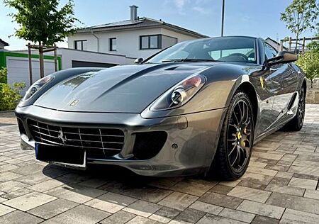 Ferrari 599 GTB Fiorano F1 - 1Hd. & nur 4.900km