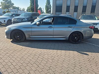 BMW M550 5 Limousine xDrive M-Paket Performance