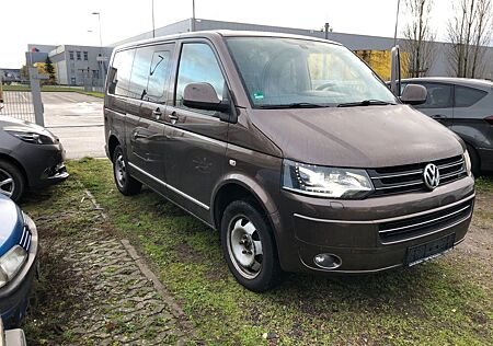 VW T5 Transporter Volkswagen Bus Multivan Highline 4Motion