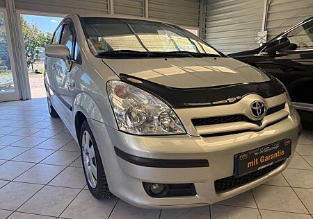 Toyota Corolla Verso 1.8 Executive 7xSitze Autom 360Kam