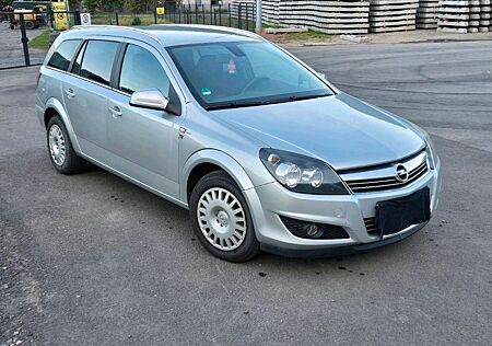 Opel Astra Caravan 1.6 Ecotec Edition 111 Jahre 8...