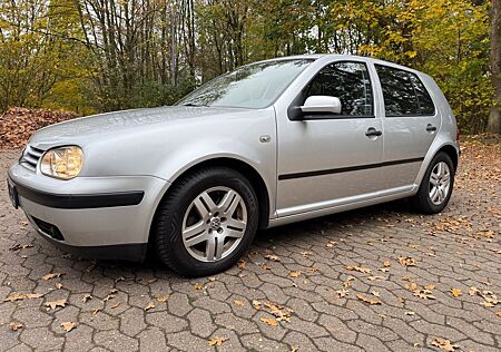 VW Golf Volkswagen 2.0 TÜV 2026