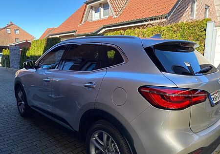 MG EHS 1.5 T Luxury Auto Luxury,AHK