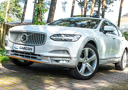 Volvo V90 Cross Country B&W Ocean Race POLESTAR PANO 4