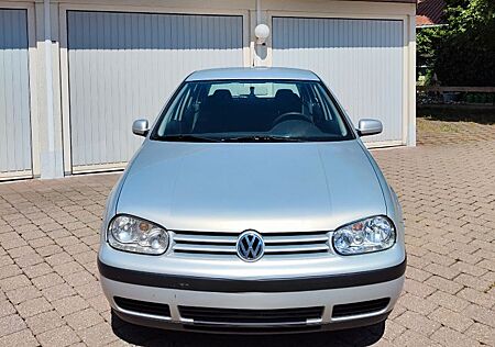 VW Golf Volkswagen 4 1.4, nur 149.000 Kilometer