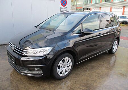 VW Touran Volkswagen Highline BMT/Start-Stopp