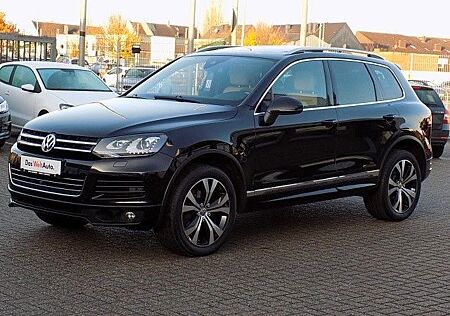 VW Touareg Volkswagen 3.0 V6 TDI Tiptr Exclusive R-Line