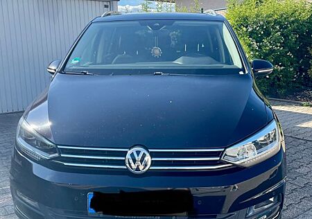 VW Touran Volkswagen 2.0 TDI Highline BlueMotion Technolog...