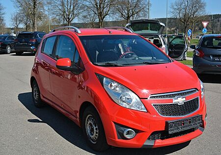 Chevrolet Spark LT,8-Fach bereift