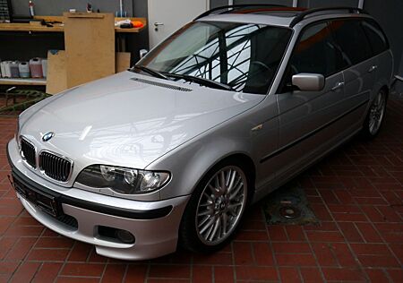 BMW 330i Touring M-Sportpaket*Handschalter*Navi*Xen.