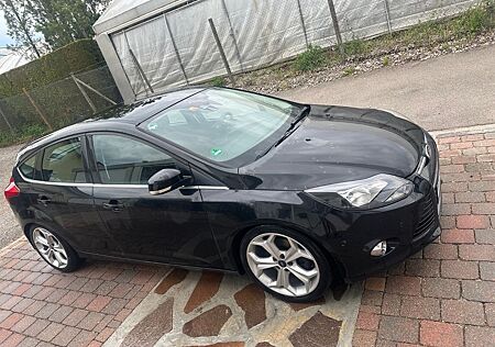 Ford Focus 1,6 EcoBoost 110kW Titanium Titanium