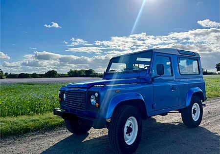 Land Rover Defender 90 TD 5 Station Wagon -