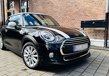 Mini Cooper D Cooper gepflegt mit vielen Extras