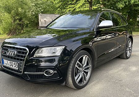 Audi SQ5 3.0 TDI AHK*STHZ*B&O*Navi*Keyless*SR+WR