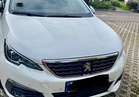 Peugeot 308 BlueHDi 130 EAT8 Allure SW Allure
