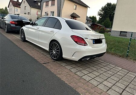 Mercedes-Benz C 300 AMG LINE