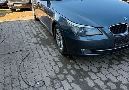 BMW 520d Touring/Schalter/Xenon/Advantage-Paket/AHK