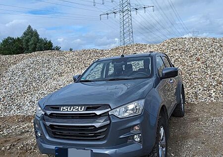 Isuzu D-Max LS / LSE