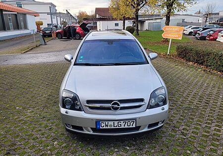 Opel Vectra Caravan 2.2 Direct