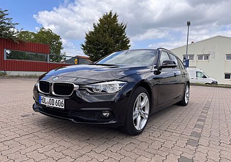 BMW 320d Touring Advantage Advantage