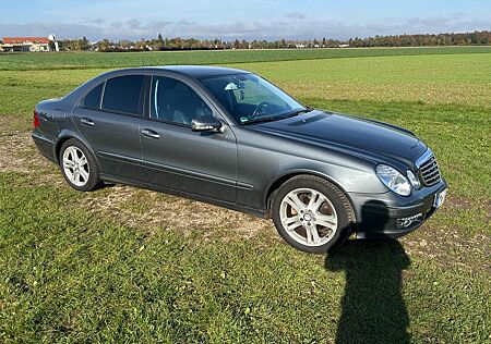 Mercedes-Benz E 200 NGT AVANTGARDE