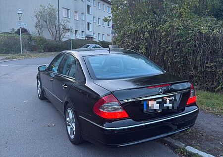 Mercedes-Benz E 280 gebraucht kaufen Mercedes-Benz E 280 CDI 4MATIC AVANTGARDE Avantgarde