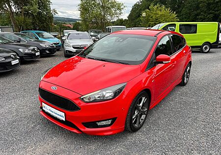 Ford Focus EcoBoost 92kW ST-Line TEMPOMAT SZHZG