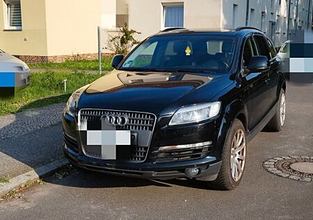 Audi Q7 3.0 TDI (DPF) quattro tiptronic -