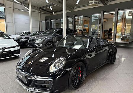 Porsche 911 Urmodell 911 991.2 GTS Cabrio LED HA-Lenkung 18 Wege BOS