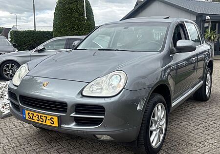 Porsche Cayenne 3.2 V6 automatik luftfederung