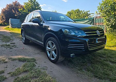 VW Touareg Volkswagen 3.0 V6 TDI Tiptronic Edition X BMT E...