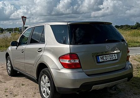 Mercedes-Benz ML 320 CDI 4MATIC AIRMATIC OFFROAD |HU NEU| PANO